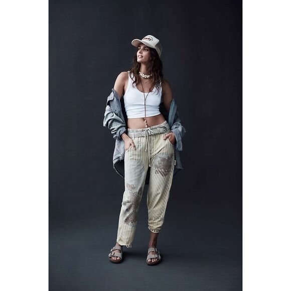 Free People Cheshire Low-Slung Boyfriend Embroidered Jeans Large L NEW - Picture 3 of 3